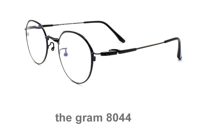 The gram Omega 8044 B-Titan